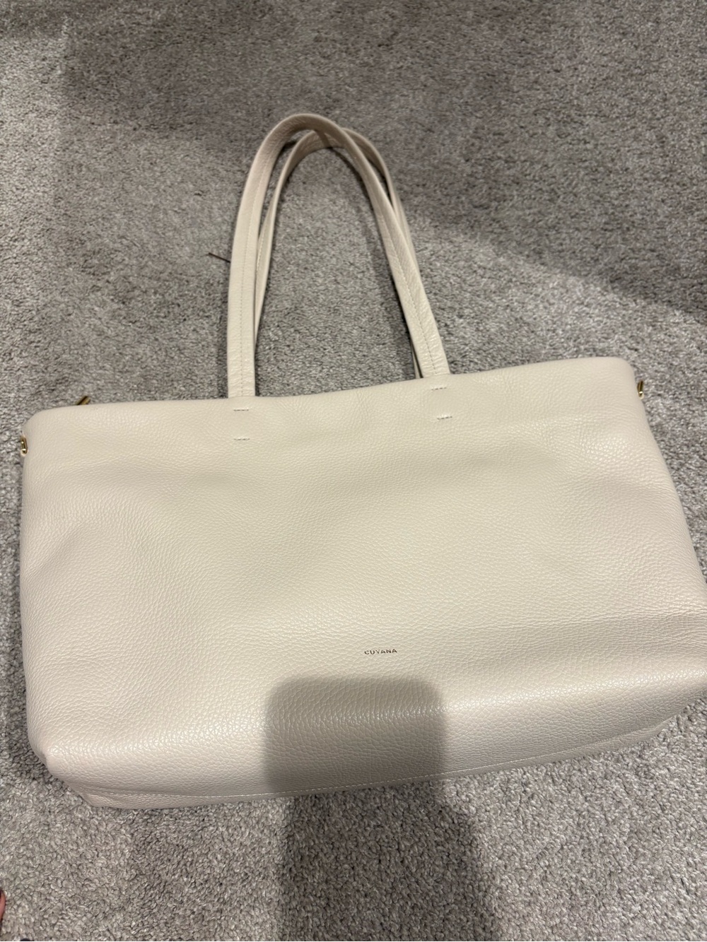 Cuyana Pebbled Leather Tote in Off-White Cream